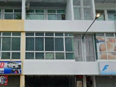 3-Storey Intermediate Shophouse at Kuching City Mall for Sale